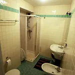Emmaus Aparthotel Maccagno