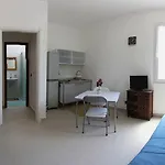 Emmaus Aparthotel
