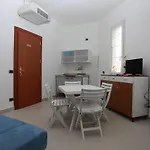 Aparthotel Emmaus Maccagno