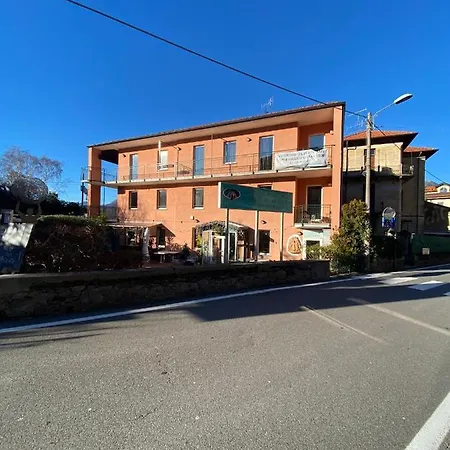 Maggiore - Italia 3* Maccagno