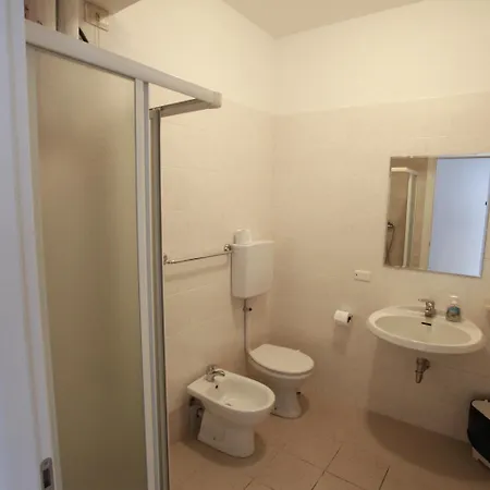 Maggiore - Italia Aparthotel Maccagno