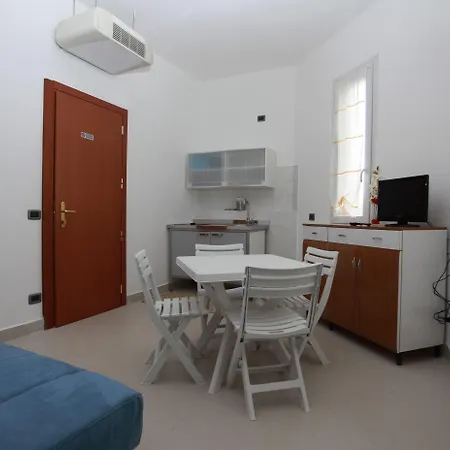 Maggiore - Italia Apartmanhotel 3*