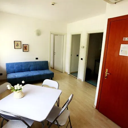 Maggiore - Italia Aparthotel Maccagno