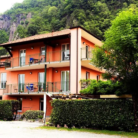 Maggiore - Italia Aparthotel Maccagno