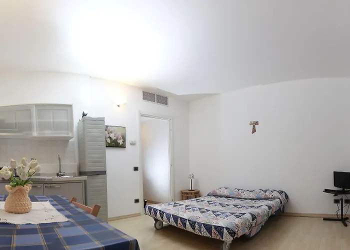 Maggiore - Italia Апарт-отель